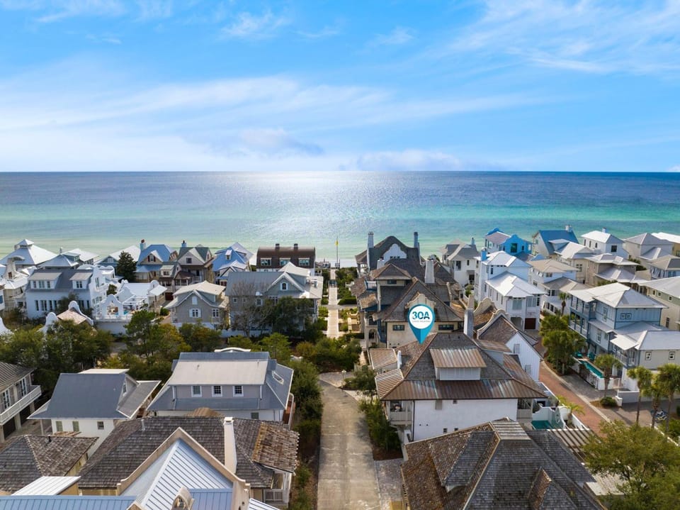 Water Cottage and Carriage House House in Rosemary Beach
