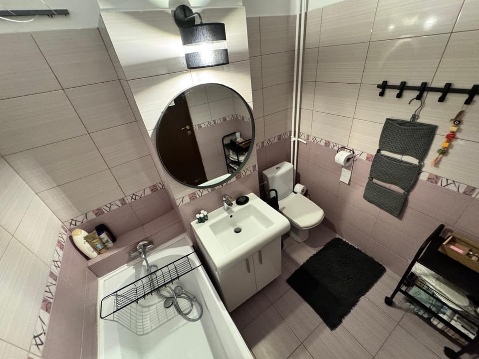 Toilet, Bathroom, Bath, towels