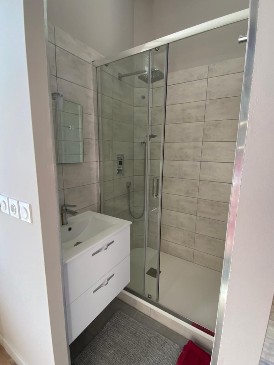 Shower, Bathroom