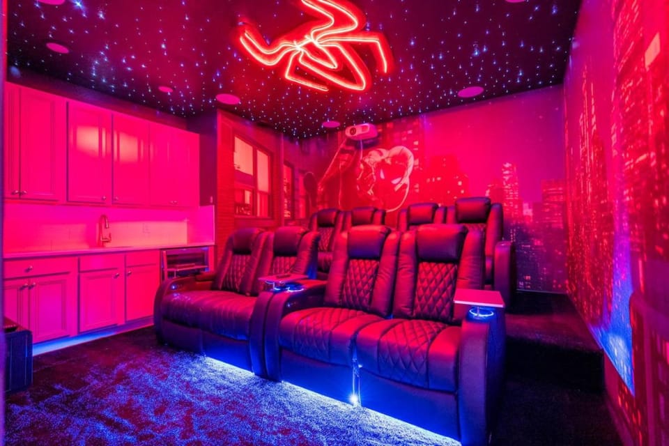 Spacious 15BR Villa Private Movie Theater and Themed Rooms - 5824 House in Orlando