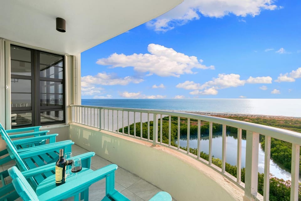 Natural landscape, View (from property/room), Balcony/Terrace, Sea view