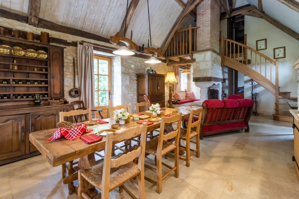 Property building, Living room