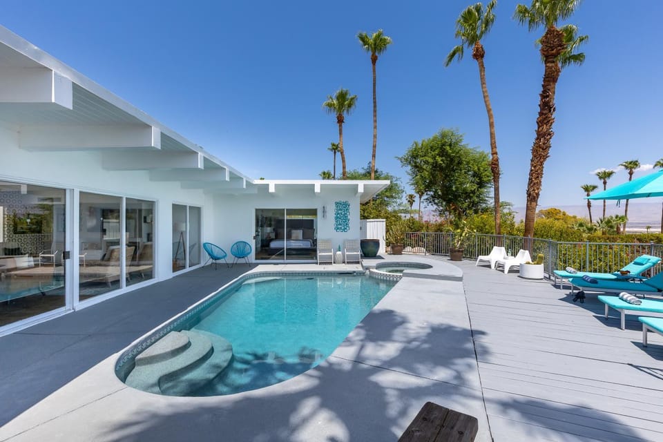 Hilltop Haven by ACME House Company Villa in Palm Springs