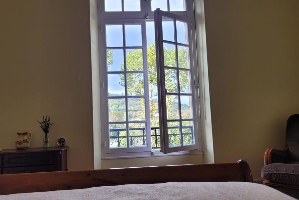 Maison Vive La Vie Bed and Breakfast in Occitanie