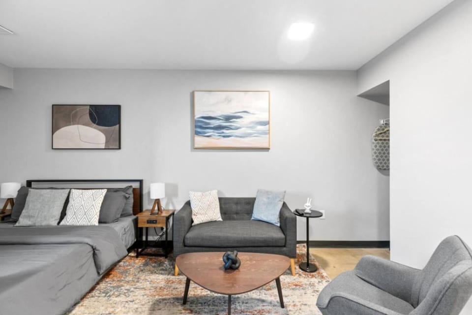 Cozy Studio in Vibrant Five Points South 10 Apartment in Birmingham