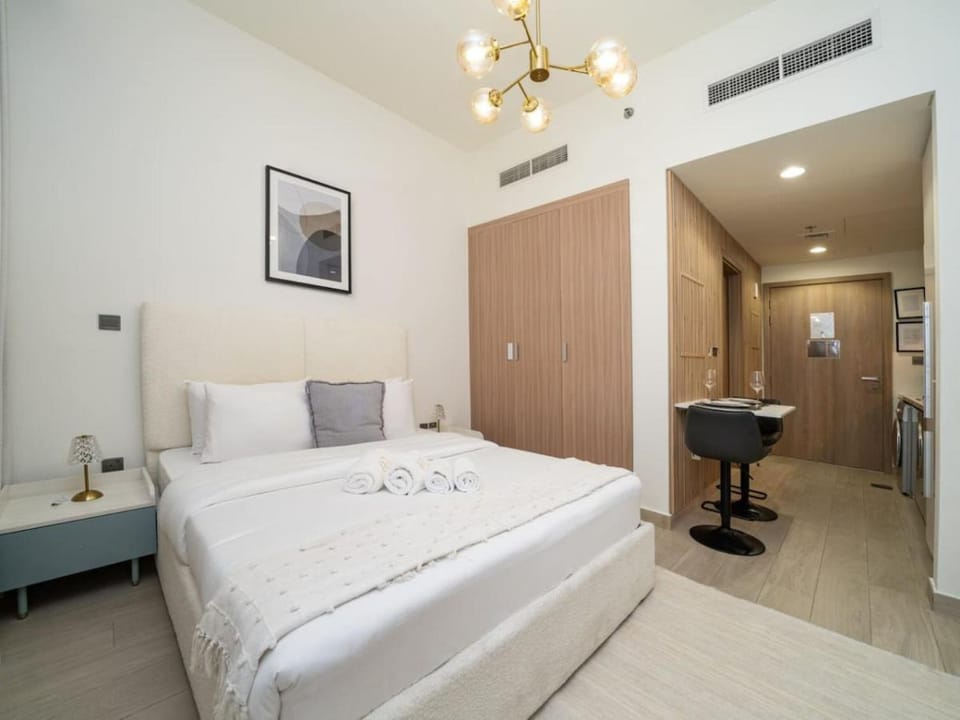 Bed, Photo of the whole room, wardrobe
