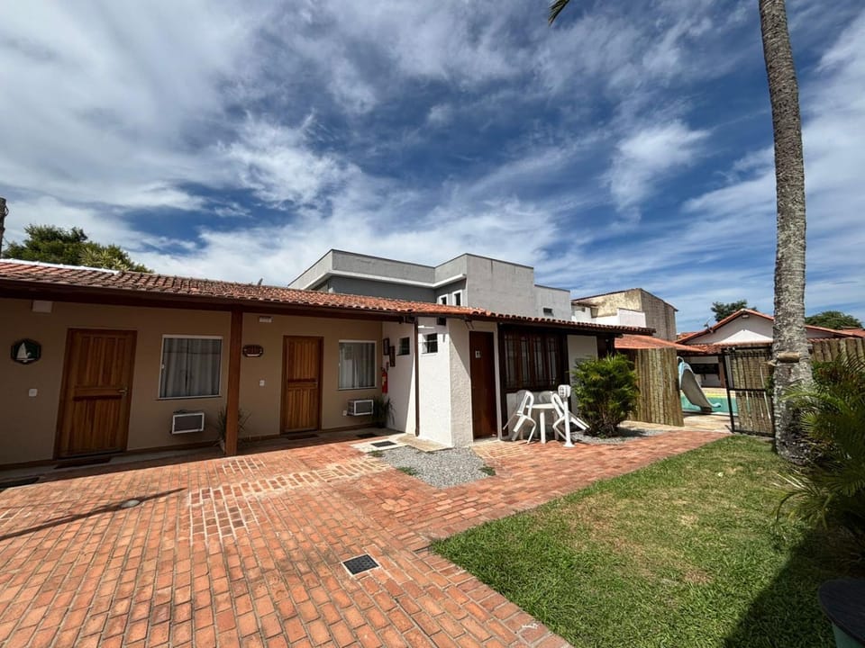 Property building, Day