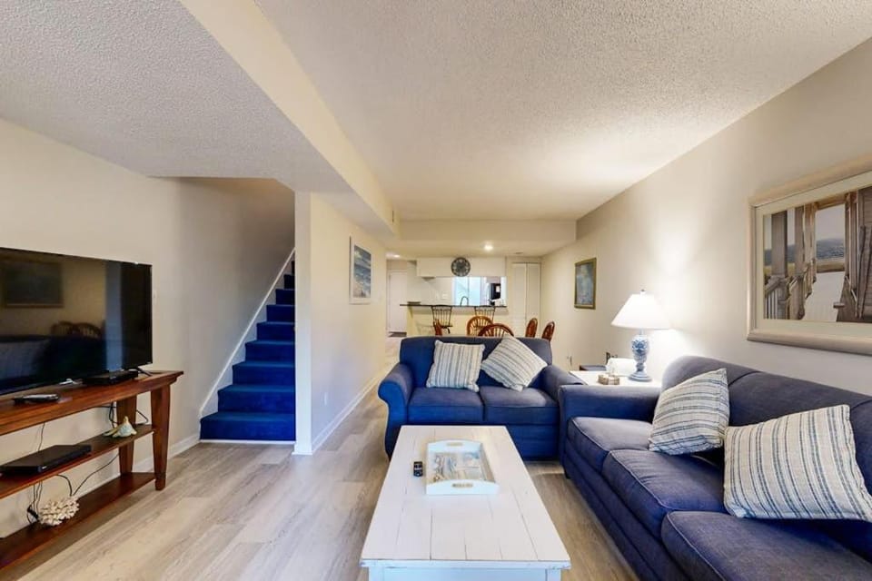 Summertree Village A-11 Apartment in South Carolina