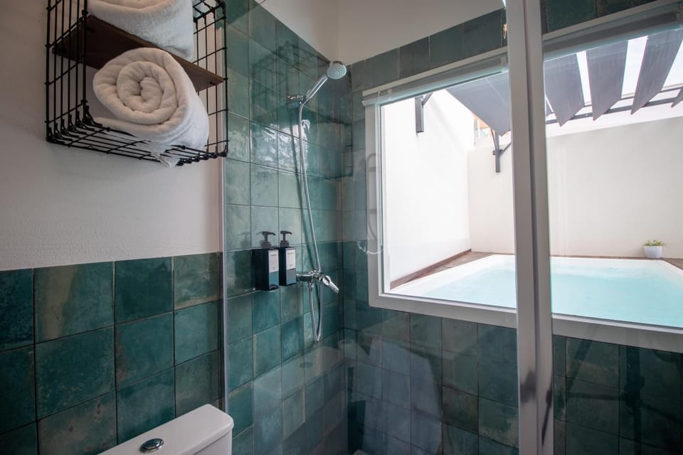 Shower, Bathroom, Pool view, Swimming pool, towels