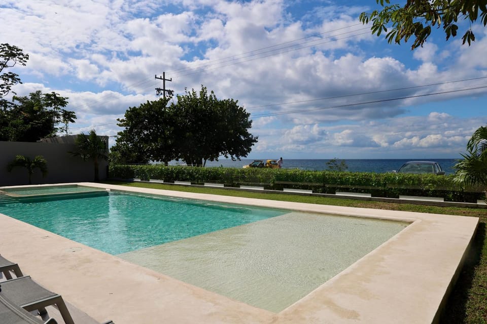 Sea view, Swimming pool