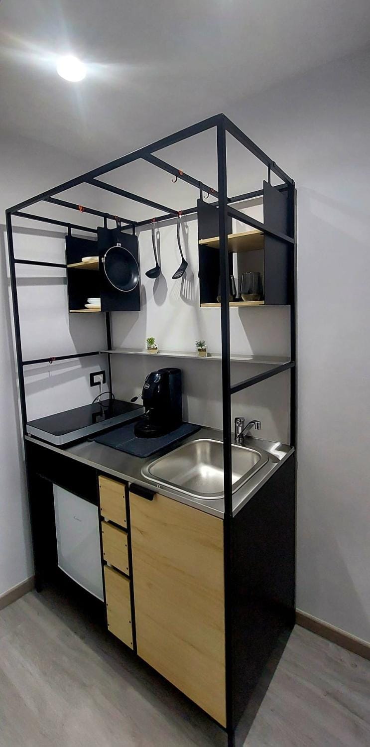 Kitchen or kitchenette, bunk bed, minibar