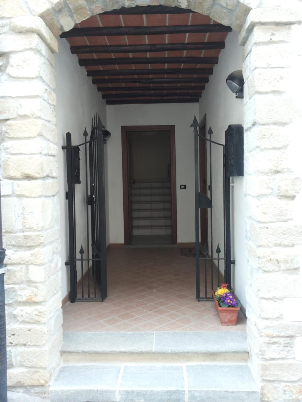 Facade/entrance