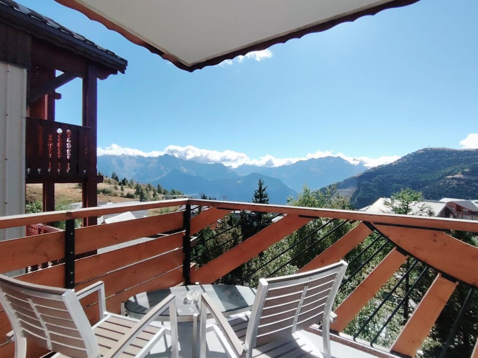 View (from property/room), Balcony/Terrace