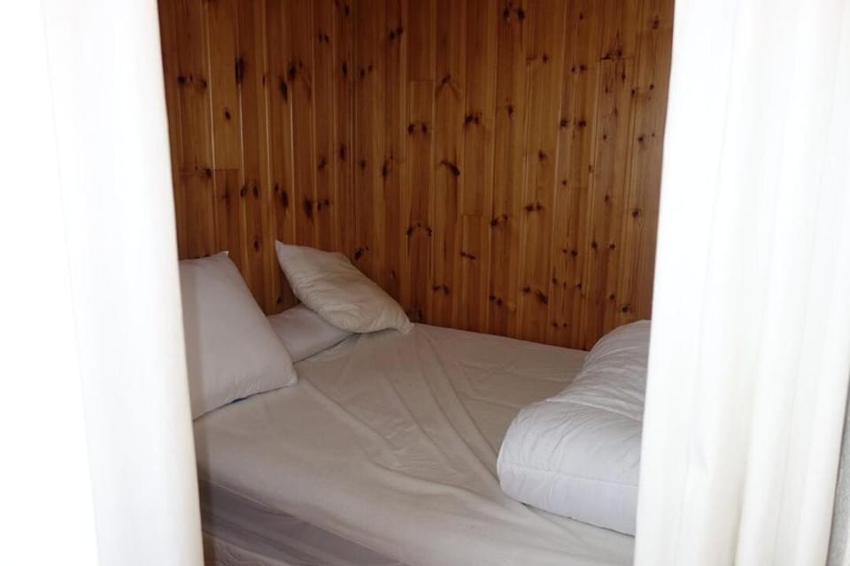 Bed, Bedroom, furniture