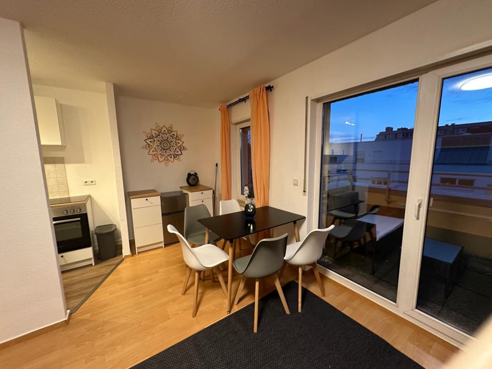 Balcony/Terrace, Seating area, Dining area