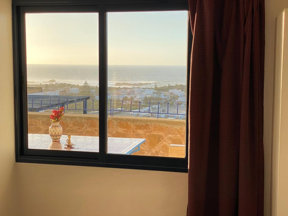 La terasse vue sur mer uniquement les familles House in Casablanca-Settat