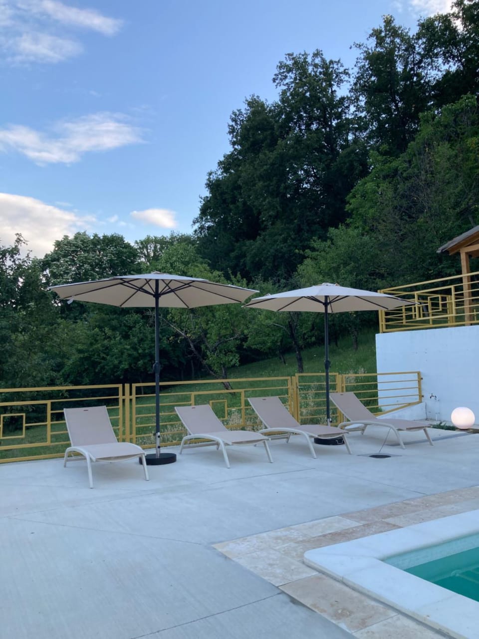 Natural landscape, Pool view, sunbed