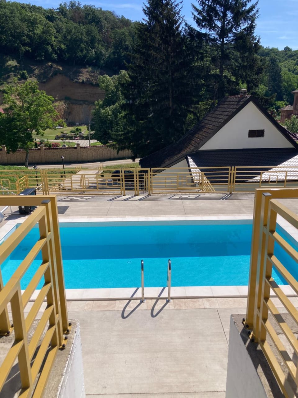 Natural landscape, Mountain view, Swimming pool