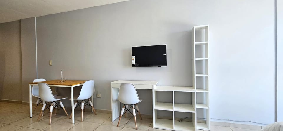 Departamento en Corrientes, céntrico, con piscina, cochera, wifi Apartment in Corrientes