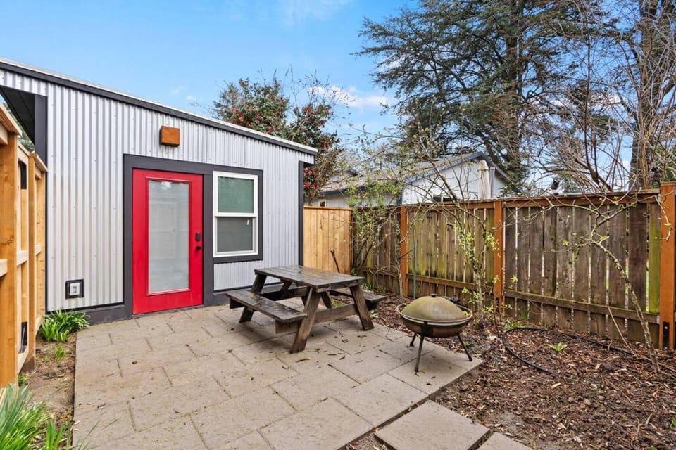 Property building, Patio