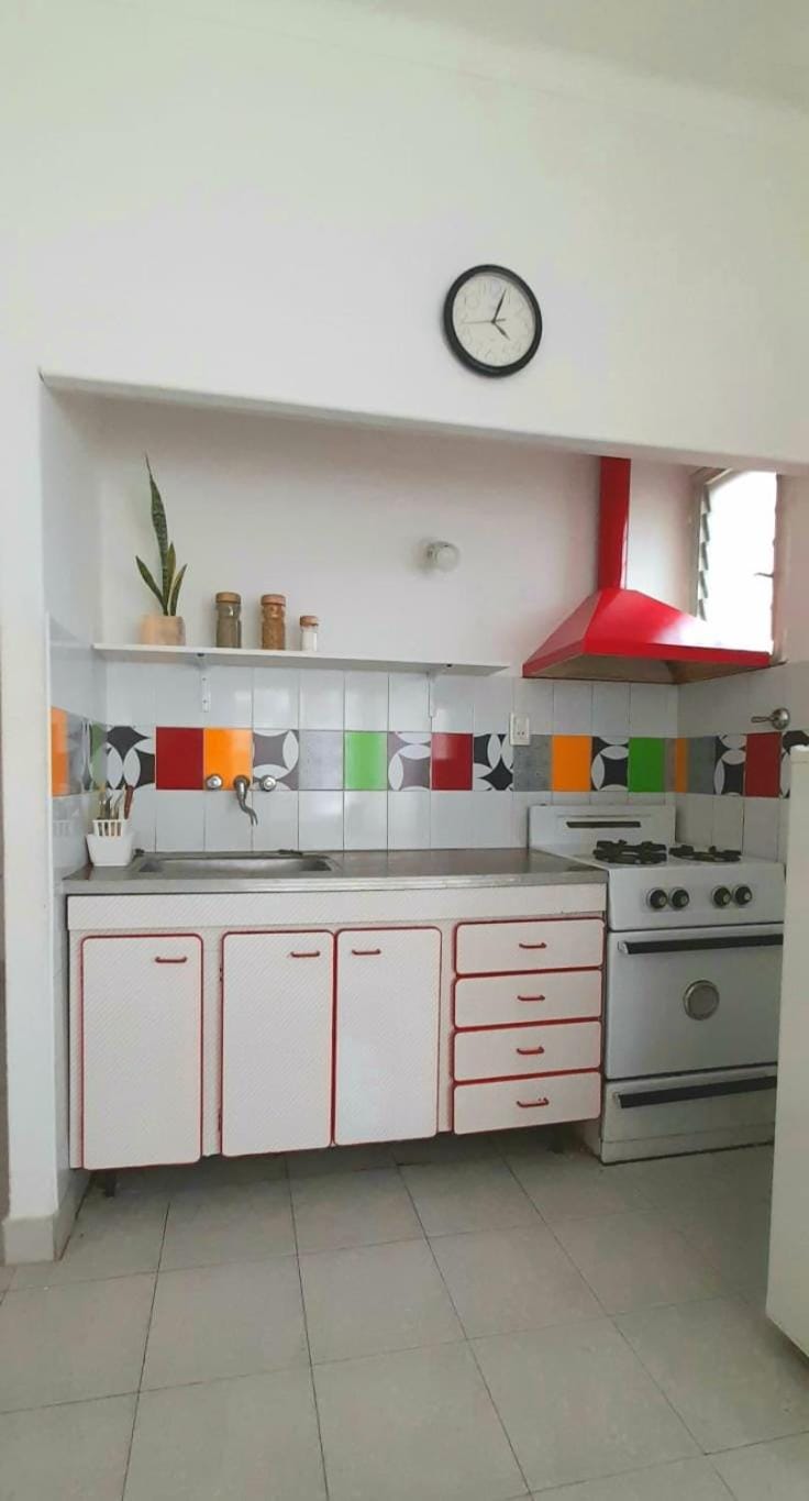MAR DEL PLATA , CASA FARO, MUTE , MINIMO 4 NOCHEs,6 PERSONAS con reserva House in Mar del Plata