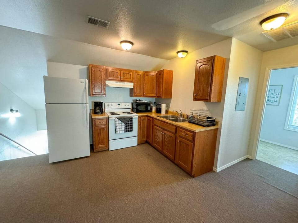 Ideal Retreat Near Ft Wood! Apartment in Ozark Mountains