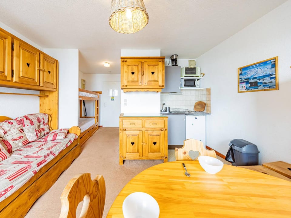 Studio confortable 4 pers, au pied des pistes, centre-station - FR-1-807-31 Apartment in Saint-François-Longchamp