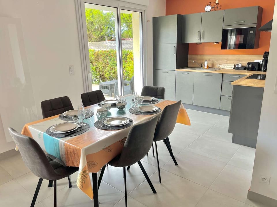 Étel - Appartement 3 pièces spacieux avec Wifi et parking, 2 chambres, 6 pers. - FR-1-479-173 Apartment in Étel