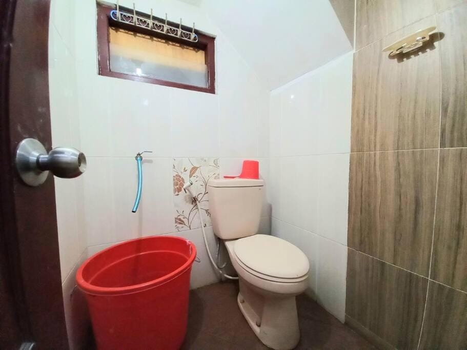 Toilet, Bathroom