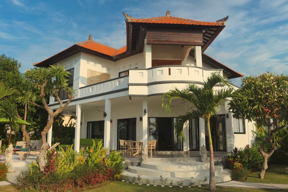 Property building, Day