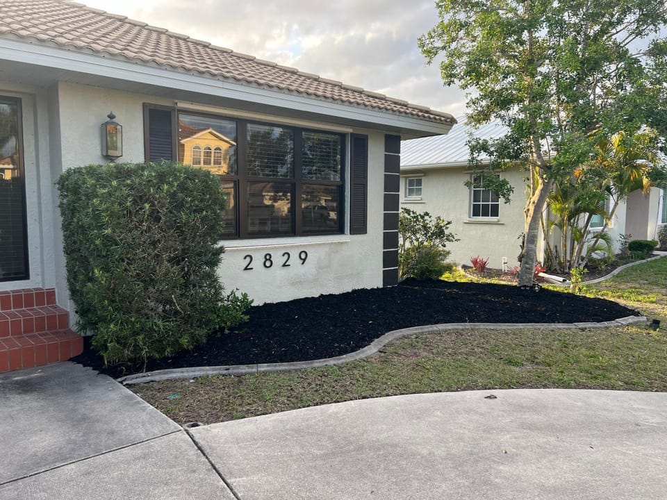 WATER WATER WATER - newly renovated 3BR, 2 bath canal front home in Punta Gorda Isles House in Punta Gorda