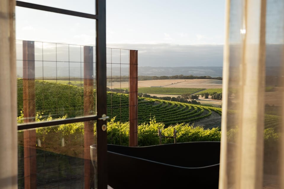 Natural landscape, View (from property/room), Bath