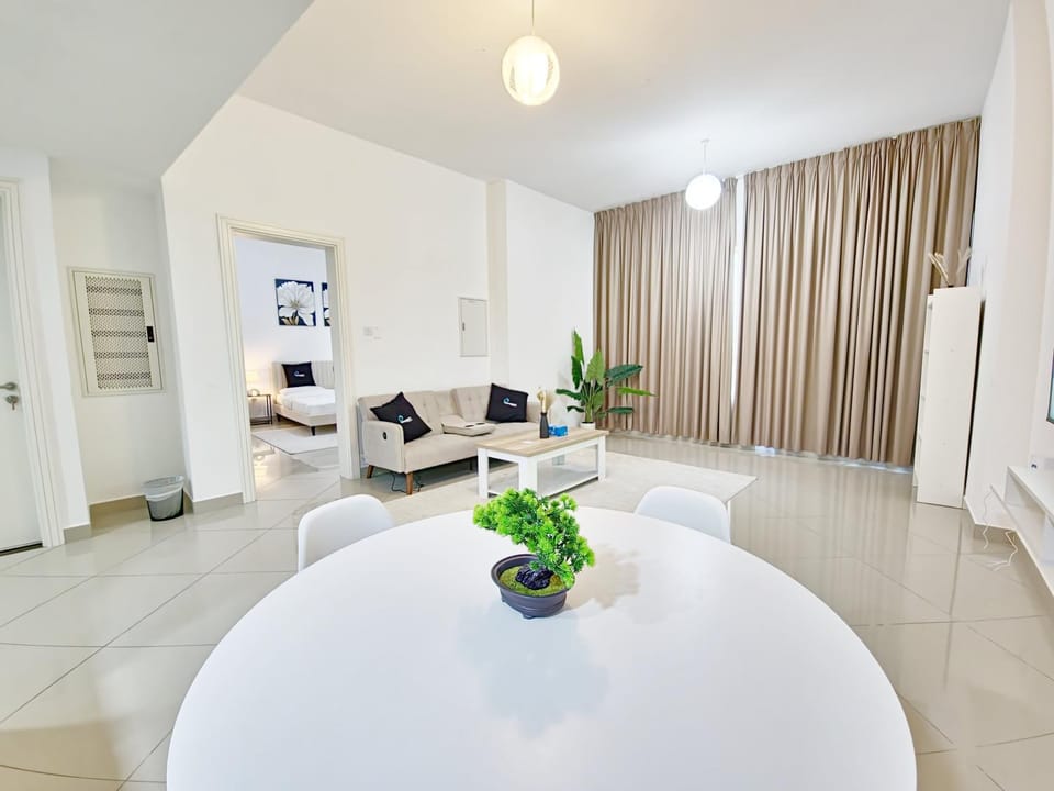 HARF1704 Cozy 1br with Balcony in Reem Island Apartment in Abu Dhabi