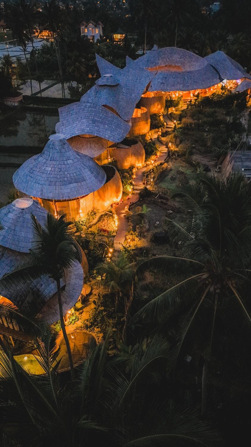 Property building, Restaurant/places to eat, Night, Garden, Garden view