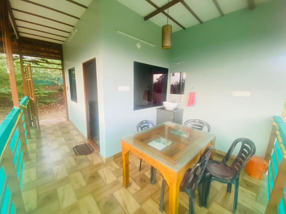 Happydays Hut Villa in Kerala
