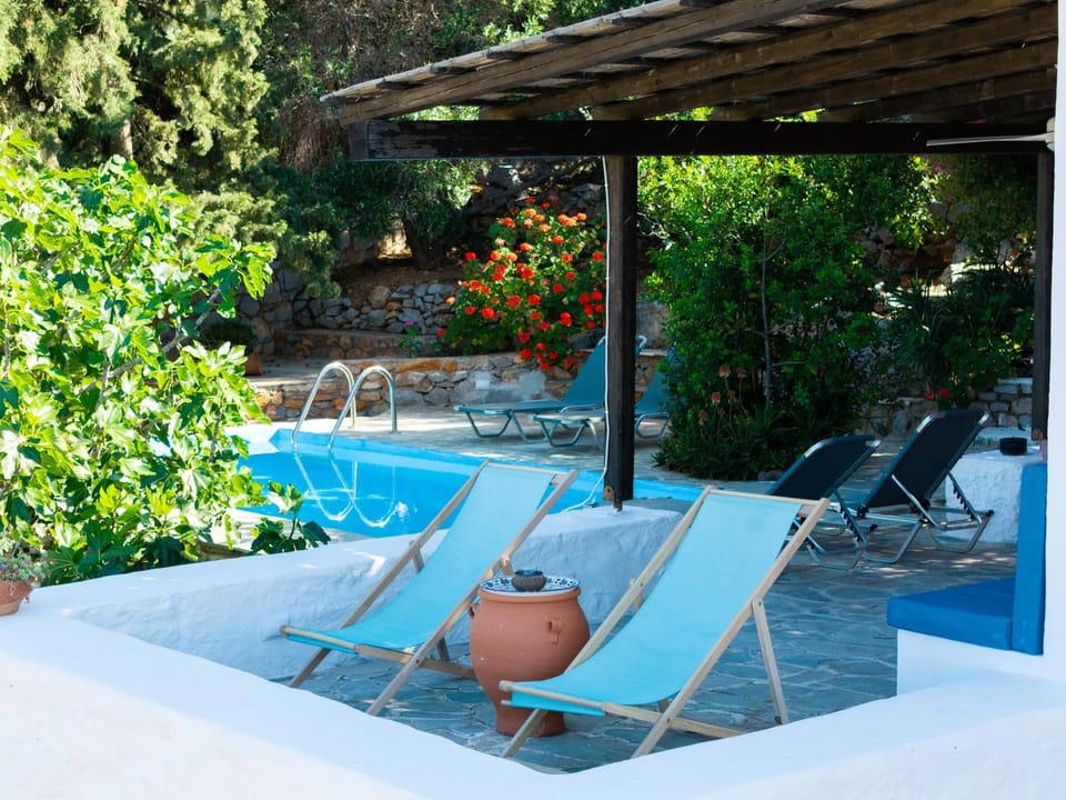 Villa Emilia House in Islands