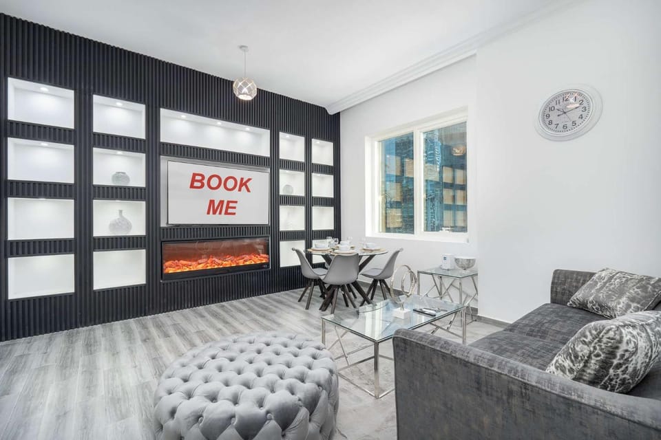 StayShort - Vibrant 1-Bedroom Apartment at Executive Bay A in Business Bay Apartment in Dubai