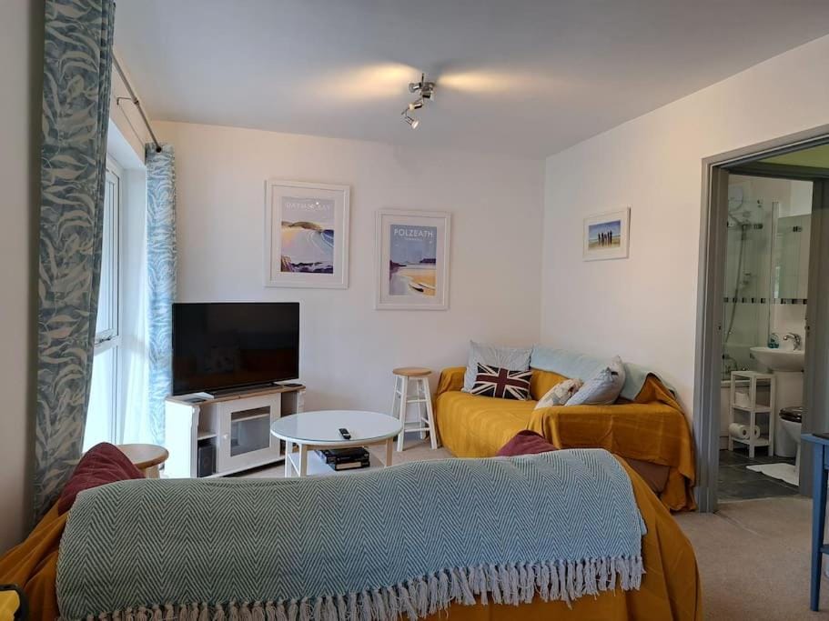 2-bed flat with balcony Apartment in Polzeath