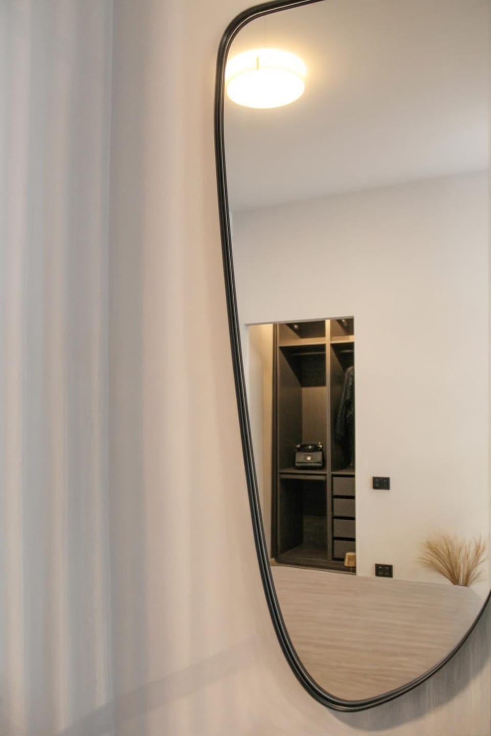Bedroom, wardrobe