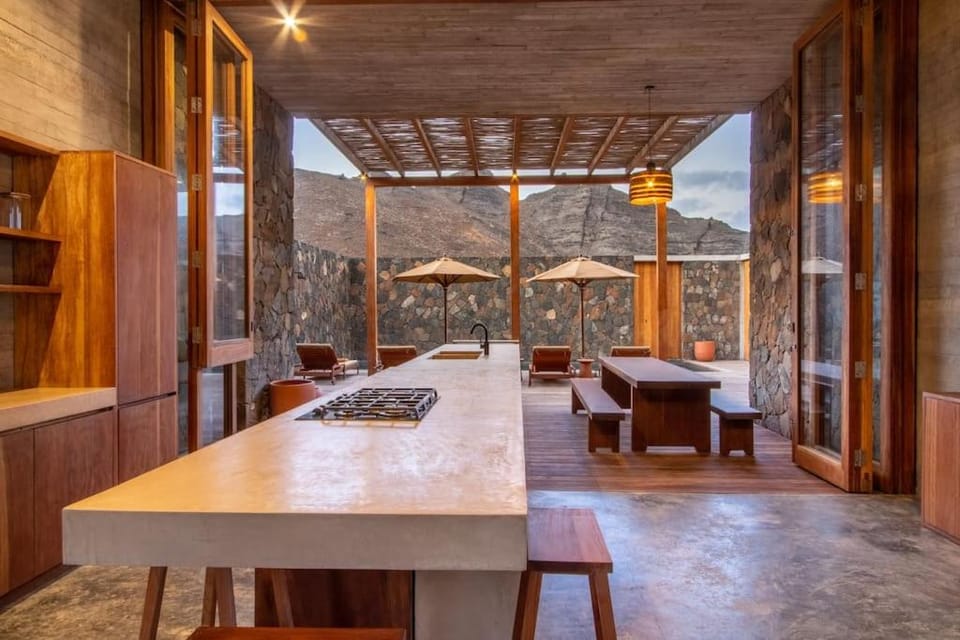 Kitchen or kitchenette, Dining area, kitchen
