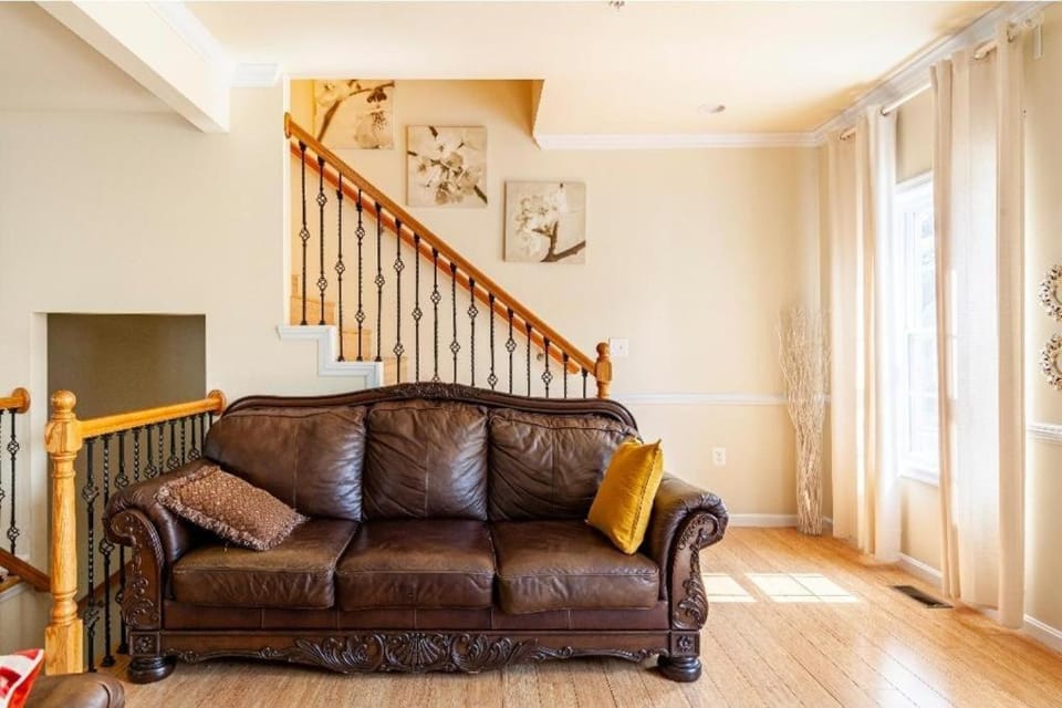 Luxury & Cushy Private Room in DC Bed and Breakfast in District of Columbia