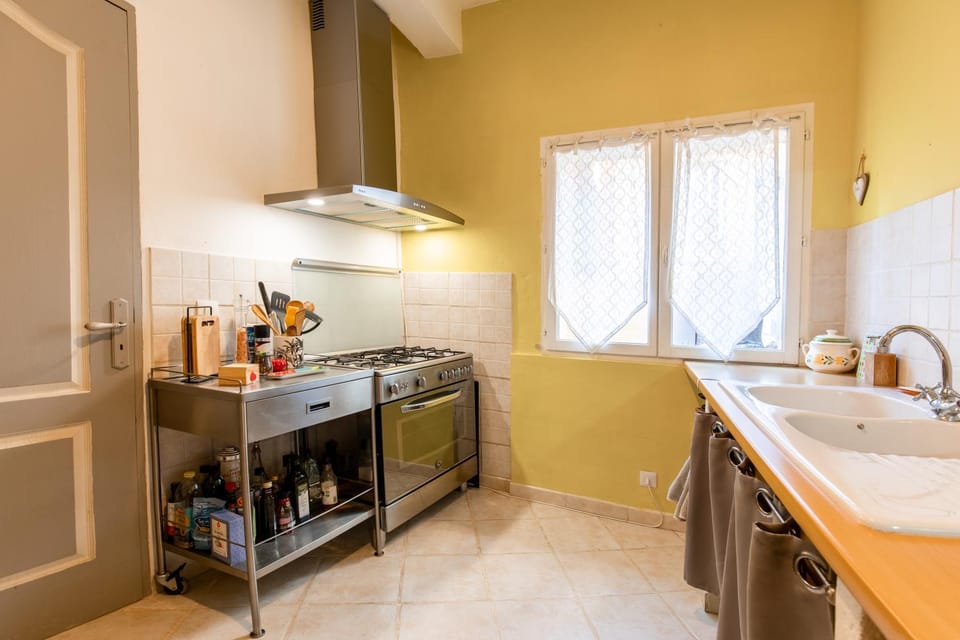 oven, stove, kitchen