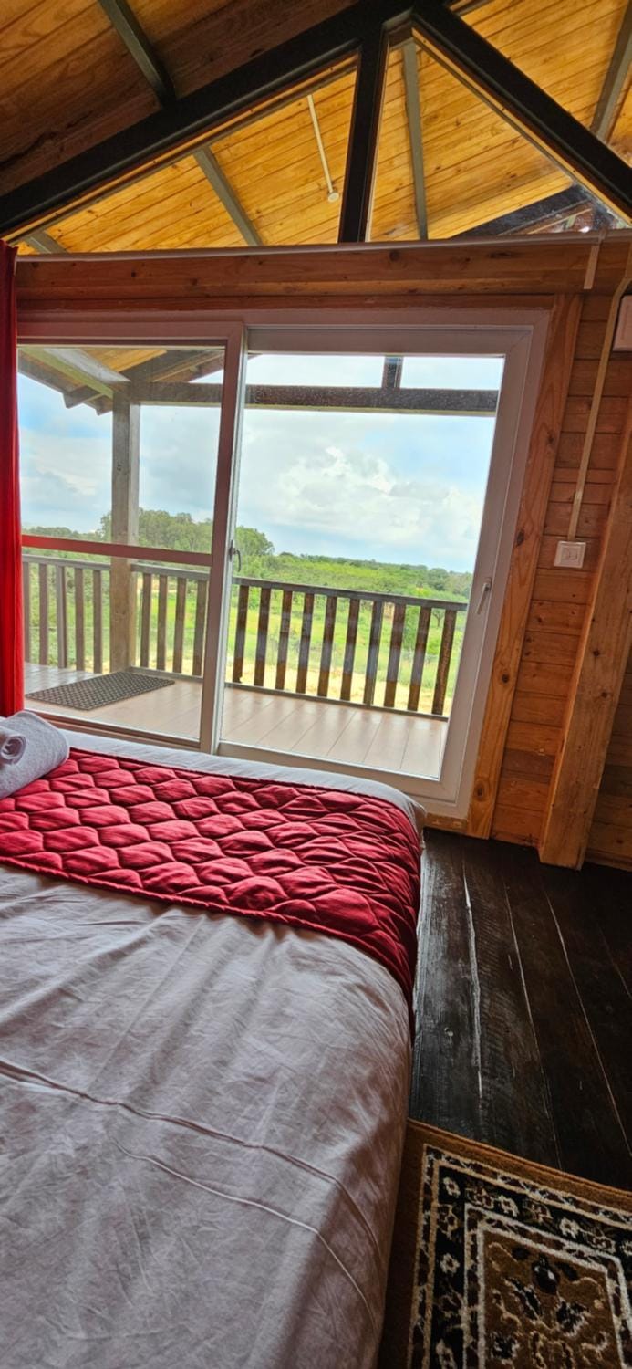 View (from property/room), Balcony/Terrace, Bedroom