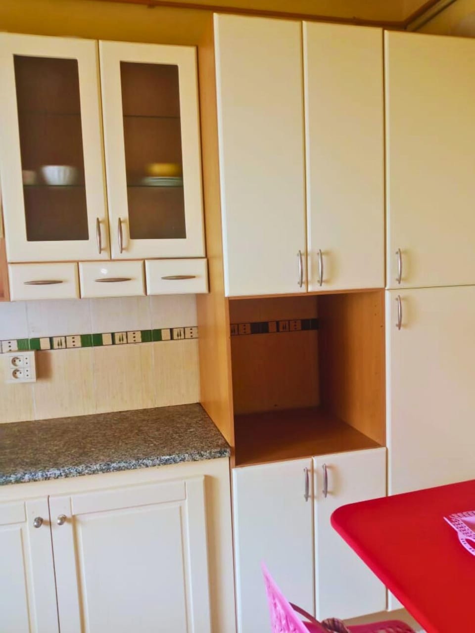 Winter, View (from property/room), View (from property/room), Kitchen or kitchenette, City view, City view, Lake view, Lake view, Landmark view, Mountain view, Street view, Entertainment, Continental breakfast, Dinner, heating, internet, internet, stove, air conditioner, air conditioner