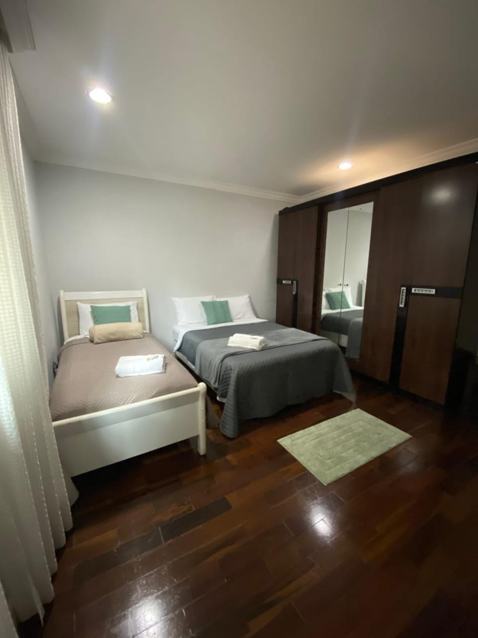 Quarto amplo e confortável Vacation rental in Sao Paulo City