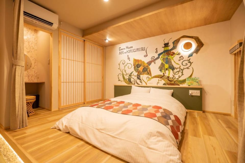 Bed, Photo of the whole room, Bedroom, air conditioner