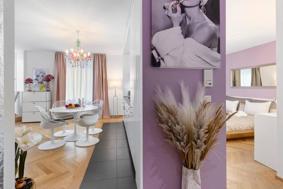 Bed, Kitchen or kitchenette, Living room, Dining area, Bedroom