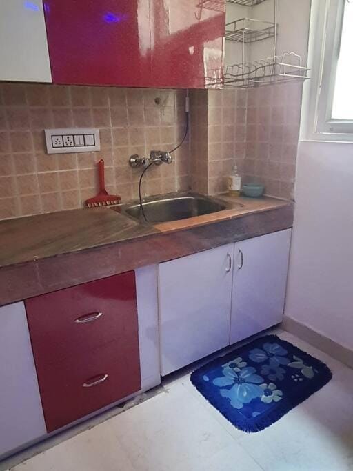 The Nest Homestays - Gharaunda Apartment in Uttar Pradesh