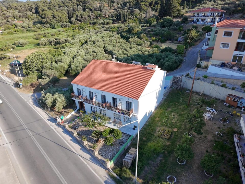 Dina Apartments Kokkari, Pension Dina, Dina Rooms Hotel in Samos Prefecture