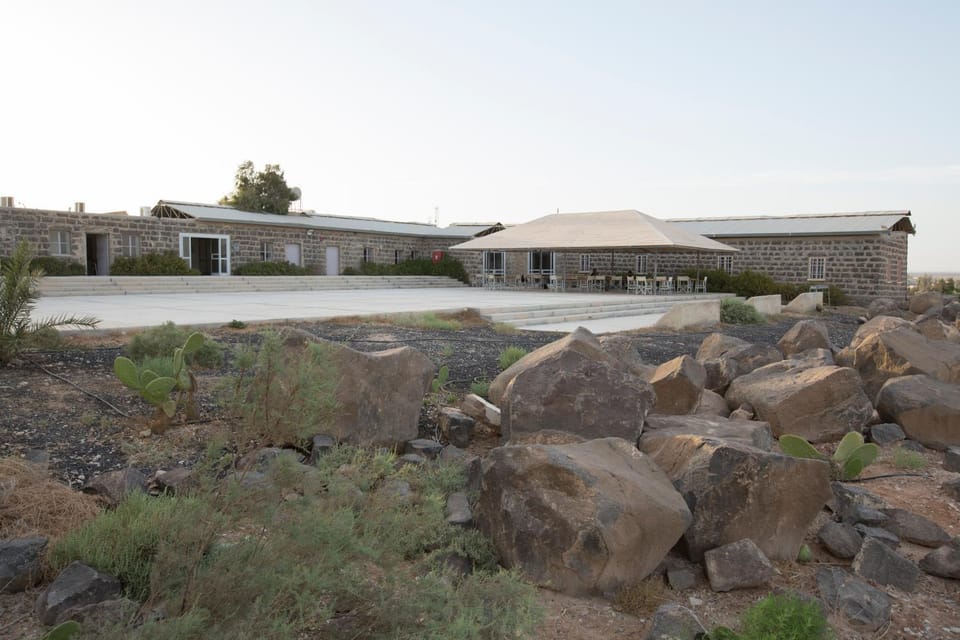Property building, Restaurant/places to eat